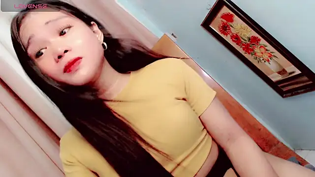 amomentoflust69 online show from June 20, 2026, 11:04 am
