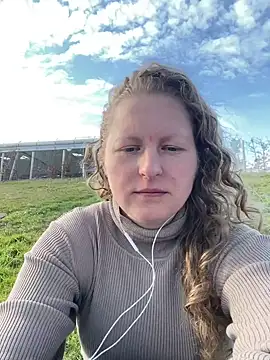 Girlnina-1995 online show from March 7, 2025, 3:07 pm