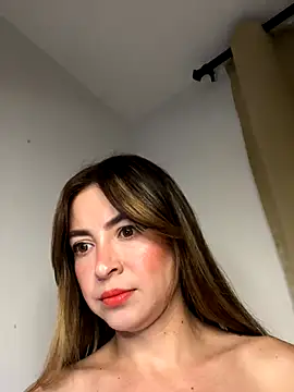 abby1nicolette online show from November 6, 2025, 4:05 am