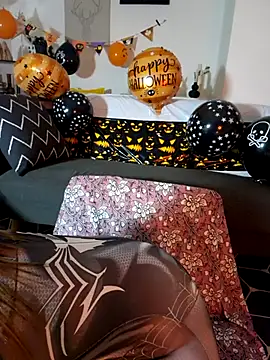 AryaSummersReal online show from October 29, 2025, 7:57 pm