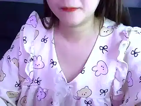 Bee 2k online show from December 2, 2025, 4:47 am