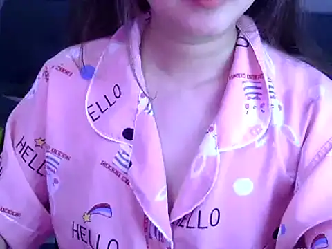 Snapshot of Bee_2k chatting on March 22, 2026, 3:54 am Bee 2k online show from March 22, 2026, 3:54 am