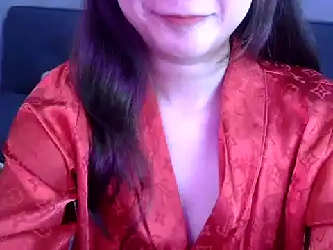 Snapshot of Bee_2k chatting on March 8, 2026, 4:49 am Bee 2k online show from March 8, 2026, 4:49 am