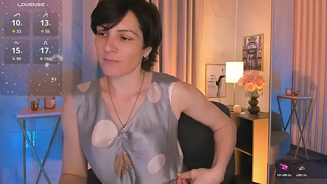 LorenDaze online show from June 20, 2026, 1:49 pm