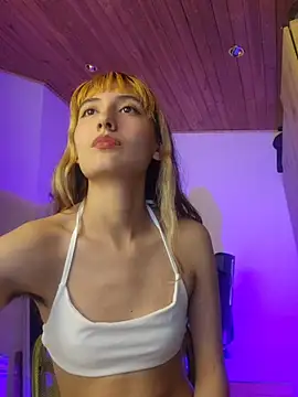 lola vlad online show from May 9, 2026, 11:30 pm