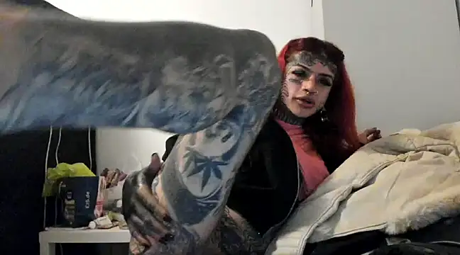 tamarapervert online show from February 5, 2025, 9:07 pm