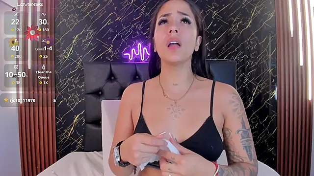 Tamara-evans online show from October 18, 2025, 6:32 pm