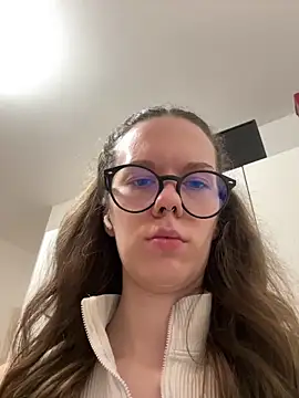 DivineBite online show from October 7, 2025, 5:36 pm