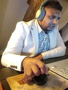 Snapshot of Bandusrilankasexymen chatting on January 13, 2026, 12:15 am Bandusrilankasexymen online show from January 13, 2026, 12:15 am