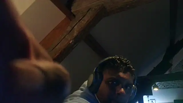 Snapshot of Bandusrilankasexymen chatting on March 12, 2025, 9:45 pm Bandusrilankasexymen online show from March 12, 2025, 9:45 pm