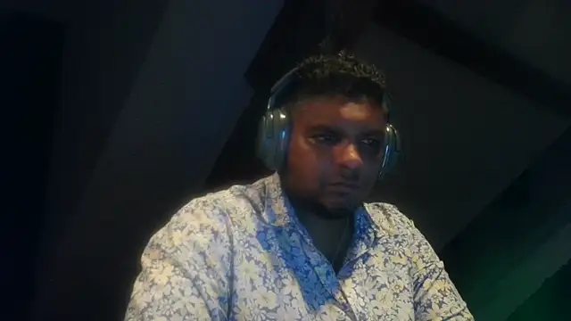 Snapshot of Bandusrilankasexymen chatting on October 31, 2025, 9:32 pm Bandusrilankasexymen online show from October 31, 2025, 9:32 pm