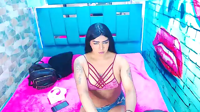 violet bigcock774 online show from July 17, 2026, 7:55 pm