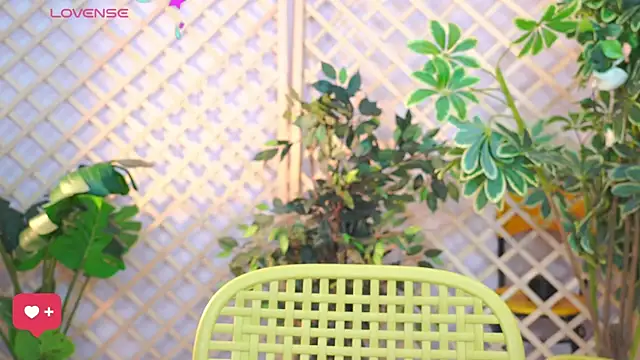 Pinkie Princes online show from October 13, 2025, 6:15 am