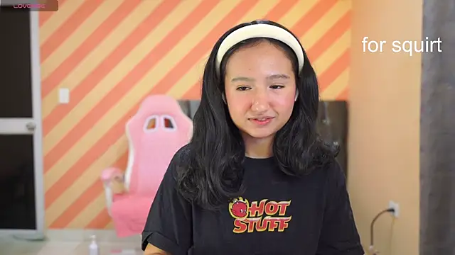 Pinkie Princes online show from January 22, 2025, 12:06 am