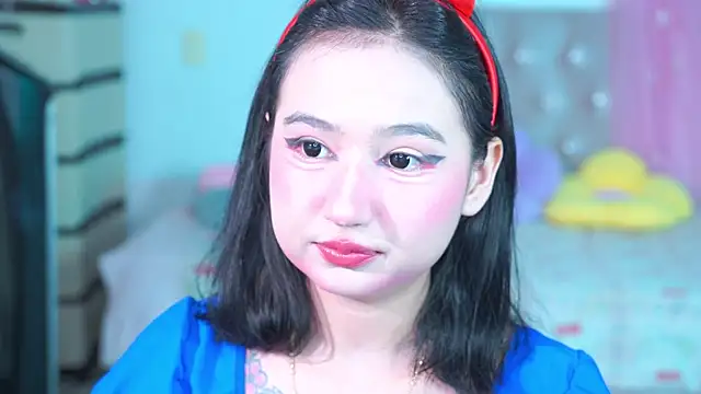 Pinkie Princes online show from June 3, 2026, 3:28 pm