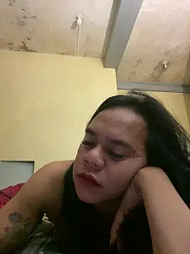sweetyula online show from June 24, 2026, 10:40 pm