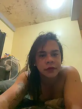 sweetyula online show from June 22, 2026, 7:05 am