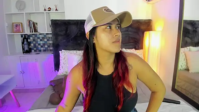 Karlagonzales  online show from June 19, 2026, 7:09 pm