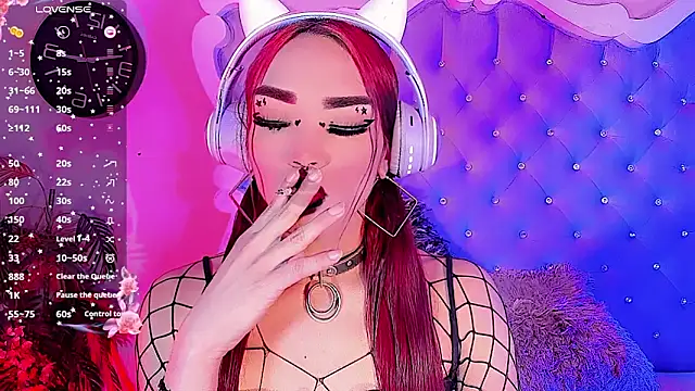 LeyXandrabraz online show from May 1, 2026, 9:31 pm
