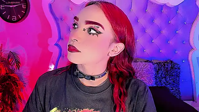 LeyXandrabraz online show from May 9, 2026, 8:01 pm
