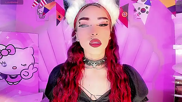 LeyXandrabraz online show from June 16, 2026, 8:20 pm