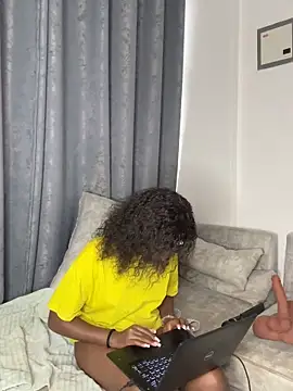 peeky pinky online show from November 5, 2025, 12:52 pm