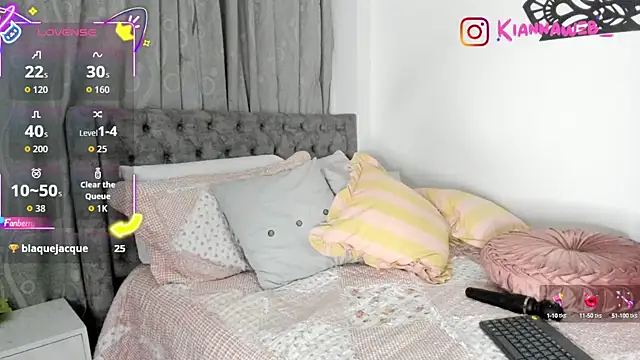 Kianna   online show from September 12, 2025, 6:02 am