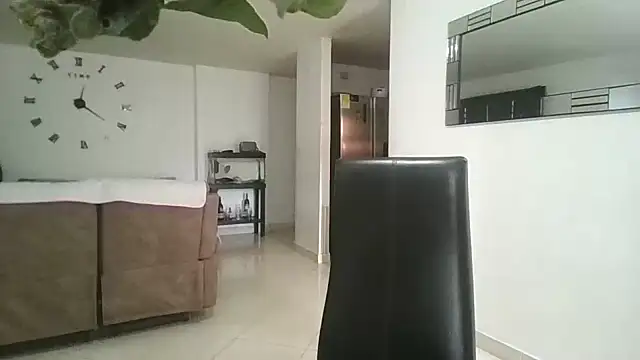 kendall 52 online show from September 15, 2025, 5:24 pm