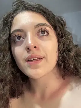 AshleyKim  online show from February 17, 2025, 11:11 pm