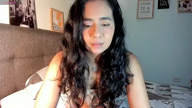 valeryvegas 2 online show from October 3, 2025, 1:53 am