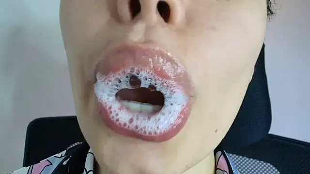 lisbet21x online show from September 24, 2025, 10:05 pm