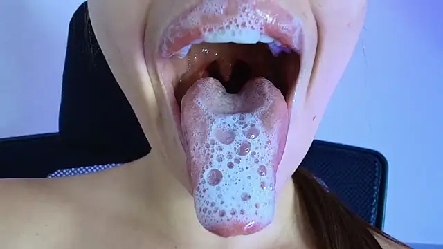 Snapshot of lisbet21x chatting on February 15, 2026, 9:25 pm lisbet21x online show from February 15, 2026, 9:25 pm