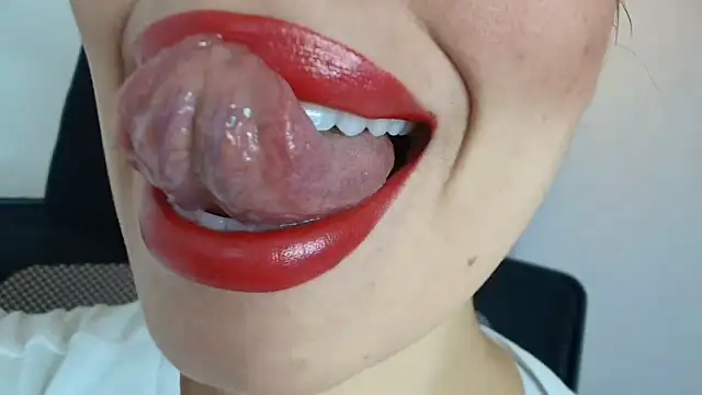 lisbet21x online show from October 9, 2025, 12:55 am