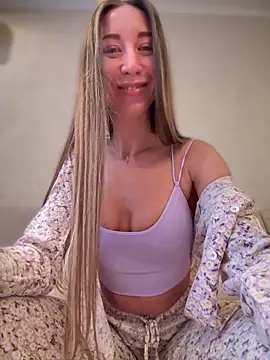 EvaCatt online show from November 4, 2025, 2:48 am