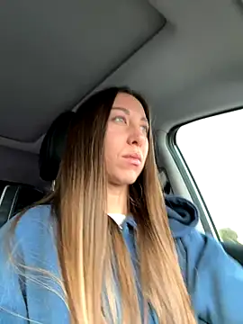 EvaCatt online show from October 3, 2025, 2:37 am