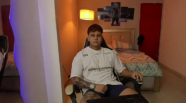 Jake simons online show from January 15, 2025, 3:11 am