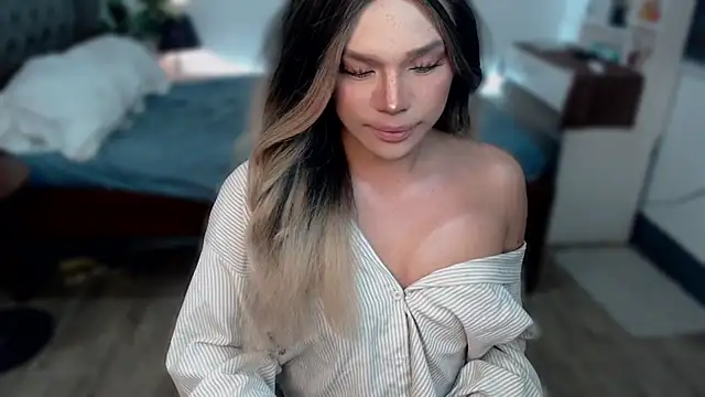 Snapshot of liaa_lurrecams chatting on November 14, 2025, 3:26 pm liaa lurrecams online show from November 14, 2025, 3:26 pm