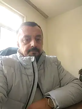 Snapshot of serkan201852 chatting on February 15, 2025, 11:39 am serkan201852 online show from February 15, 2025, 11:39 am