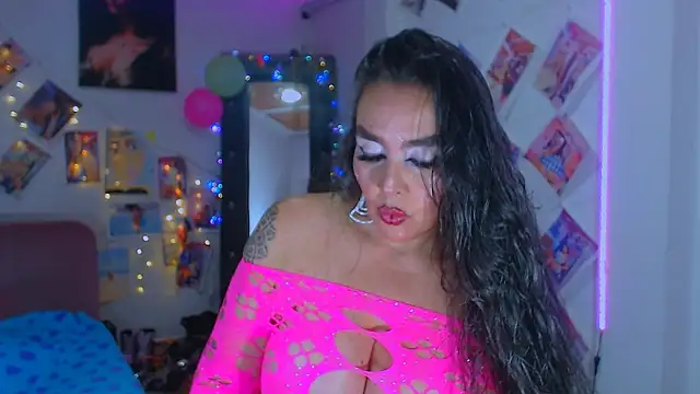 sweet vanessa 22 online show from December 5, 2025, 4:44 am