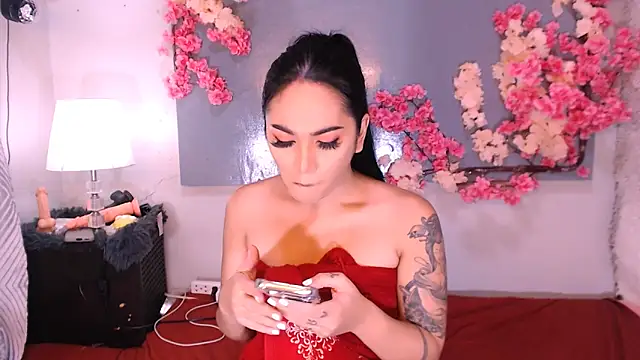 Oriental Tiara online show from September 21, 2025, 3:50 pm