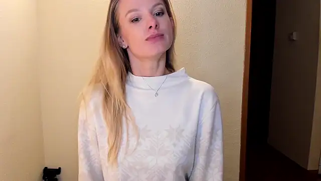 Annloveyou online show from October 26, 2025, 10:43 pm