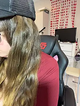 DienkaGreen online show from March 7, 2026, 9:05 am