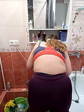 DienkaGreen online show from December 8, 2024, 3:07 am