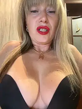 Kittenforyou online show from October 7, 2025, 10:00 pm