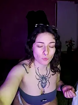 Moxxxie online show from February 27, 2026, 5:35 pm