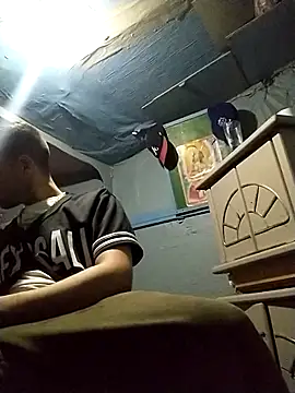 Wero4200 online show from November 9, 2025, 9:24 am