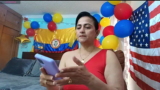 ISABEEL SOFIA01 online show from July 4, 2026, 7:18 pm