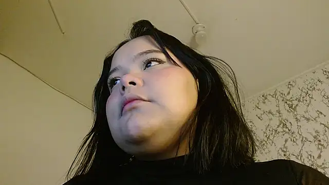 sexychubby    online show from December 15, 2025, 6:03 pm