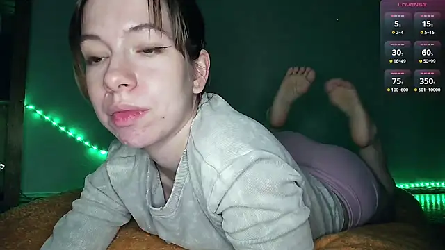 cruellagoth666 online show from October 2, 2025, 12:03 am