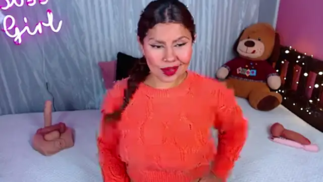 Queenamazon1 online show from June 29, 2026, 5:47 am